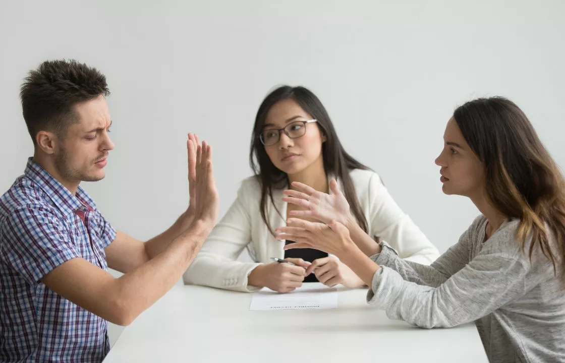 Image of couple arguing in family mediation Workington