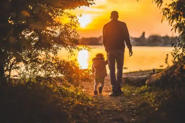 image of dad and child - parental alienation Workington